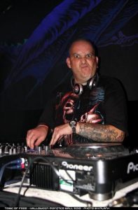 76926_459744890479_121447325479_5380385_2030100_n